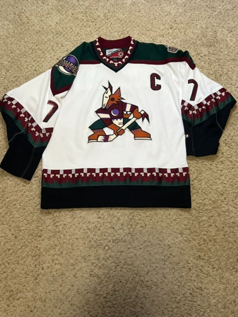Phoenix Coyotes Keith Tkachuk Vintage Pro Player Home White Kachina Jersey Sz L